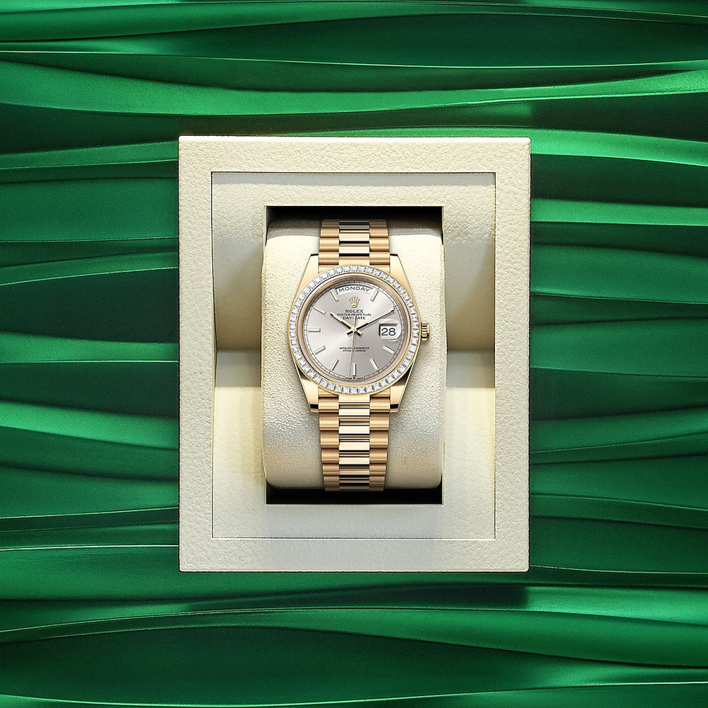 Day-Date 40, 18k Yellow Gold with Diamond-set, 40mm, Ref# 228398tbr-0040