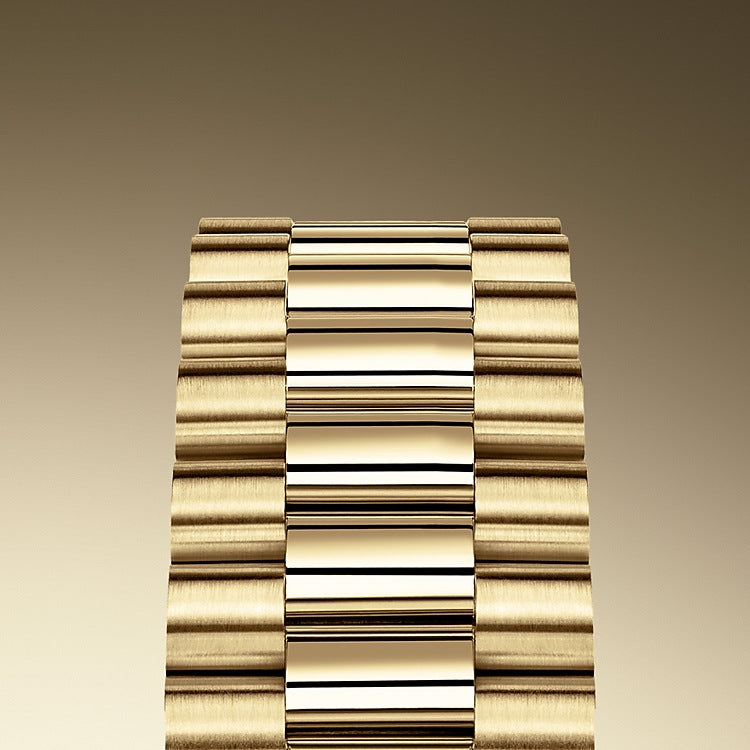 Lady-Datejust 28, 18kt Yellow Gold and diamonds, Ref# 279138RBR-0014