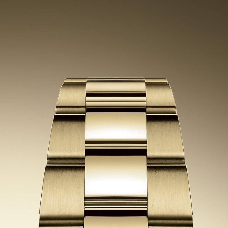 Cosmograph Daytona 40mm, 18k Yellow Gold, Ref# 126508-0003